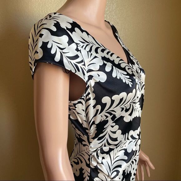 Maggy London Satin Damask Print Sheath Dress Size 8 Wedding Party Dress - Picture 3 of 9
